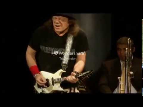 Orquestra Spok Frevo com Armandinho e sua guitarra baiana..wmv