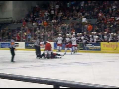 Neil Clark vs Jon Mirasty