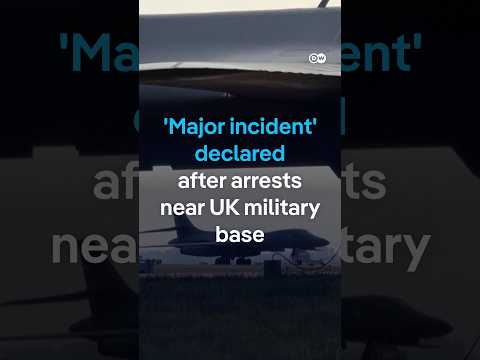 'Major incident' declared after arrests near UK military base | DW News