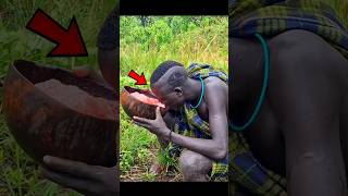 Download lagu Why These African Tribe Use Red Soil😨 mp3