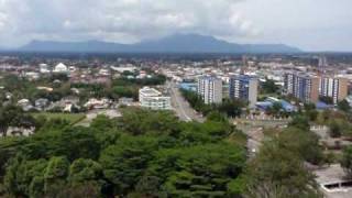 preview picture of video '360 Degrees View Of Kuching From Civic Centre Tower'