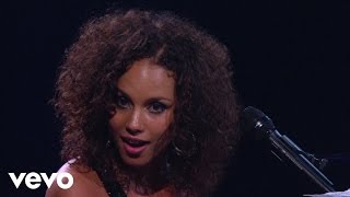 Alicia Keys - A Woman&#39;s Worth (Piano &amp; I: AOL Sessions +1)