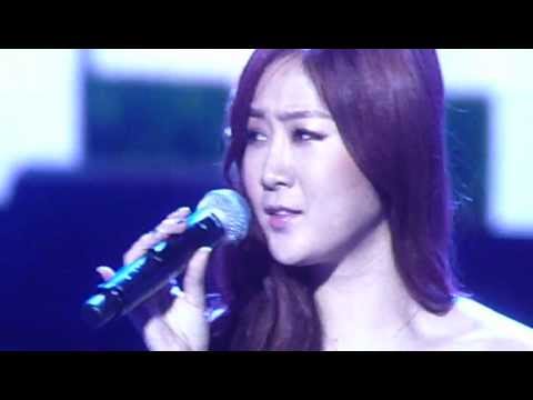 130309 Sistar Soyou - I Think I Love You @ Mubank JKT