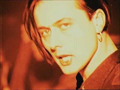 The London Suede -  The Drowners (US Version) (Official Remastered Video)