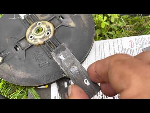 Change blades / knives on a robotic lawnmower / AL-KO Robolinho