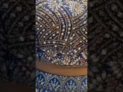 #shortsviralvideo #heavylehanga #weddingattire