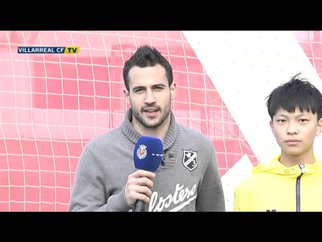 Vídeo relacionado con Villarreal CF Mini Banner Unisex, Amarillo y Azul, Talla Única