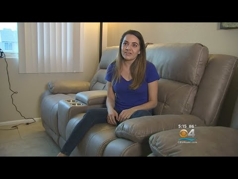 Walgreens Pharmacist Refuses To Fill Woman's...