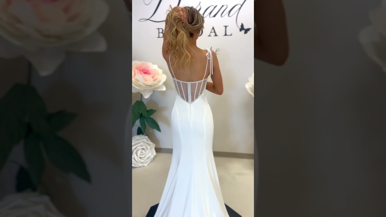 New Arrivals! ❤️ #qldbrides #weddingattire #bride #bespokewedding #weddingclothes #yyc #bridetobe