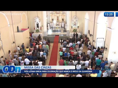 Fiéis lotam igreja para Missa das Cinzas que marca início da Quaresma 02 03 2022
