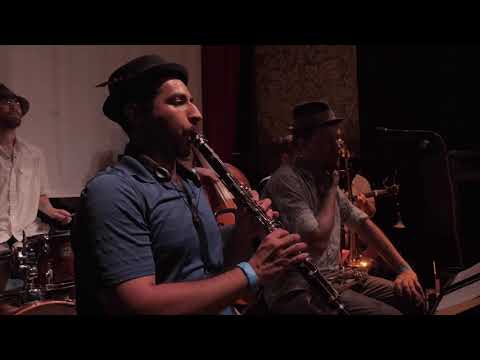 Sabertooth Swing - Blue Skies