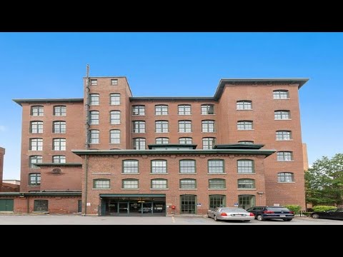 200-R Market St, Lowell, MA Presented by Kelly Espinola Team.