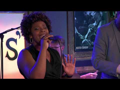 Chris Oatts Quintet Featuring Najwa Parkins - Midnight Sun