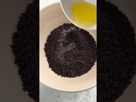 How to Make Oreo Pie Crust at Home!