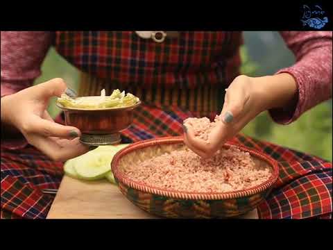 Bhutanese cuisine Ema Datshi (Chilli Cheese)