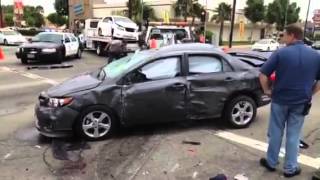 Eight hurt in three-vehicle Reseda accident near Lake Balboa