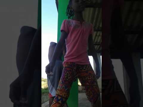 Lisandro ft leonisa mi ke un peiki dushi mi ke un peiki sexsy ★♡