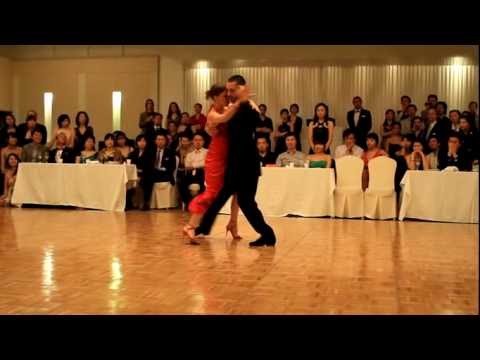 Andrea Misse  and  Javier Rodriguez  are  dancing  to  the  tango  "  Bien Pulenta  "