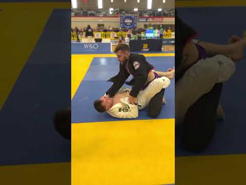 IBJJF Austin Open - Master 1 Purple Belt Middle - Win by Points