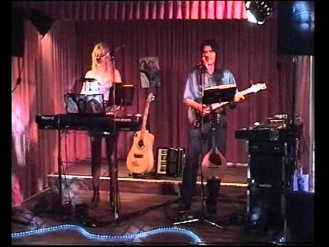 Daylight Duo - Another brick in the wall