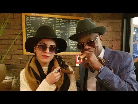 DELVIS EL SALSERO dans PRINCESSE EDNA