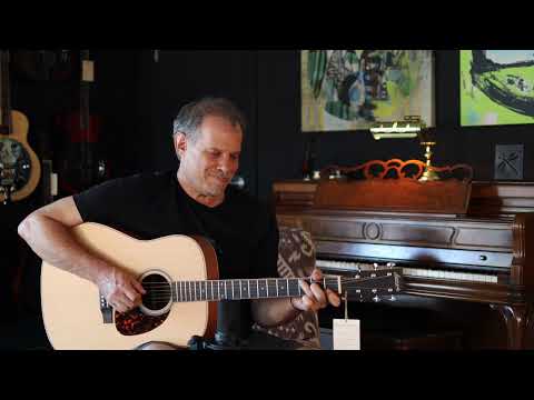 Larrivee D-40 MH - Sitka Spruce/Mahogany