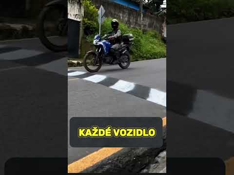 Chytrý Způsob, Jak Přimět Lidi Zpomalit v Autech #shorts
