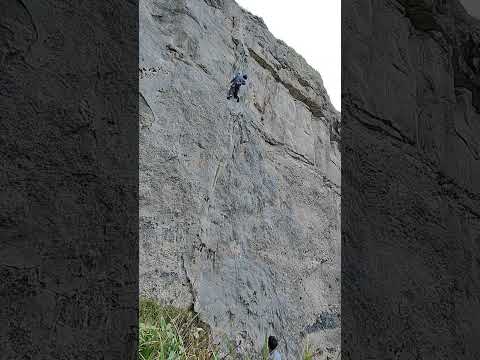 Medusa falls, 7a onsight, Portland, UK