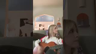 Hayley Williams singing “Things She Said” by Kent |Acoustic|