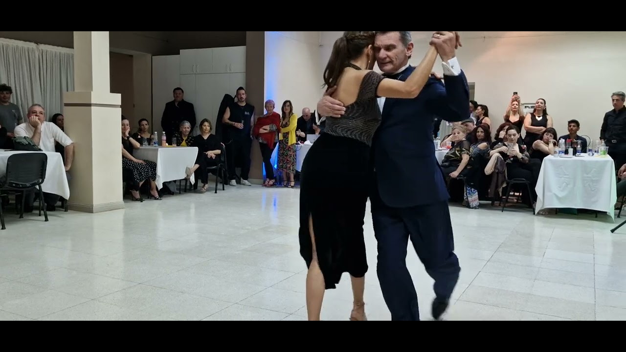 Video thumbnail for Valentina Garnier y Juan Amaya