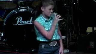 I'm Little But I'm Loud (Live from The Oaklawn Opry in Texarkana, TX) - Mae Estes