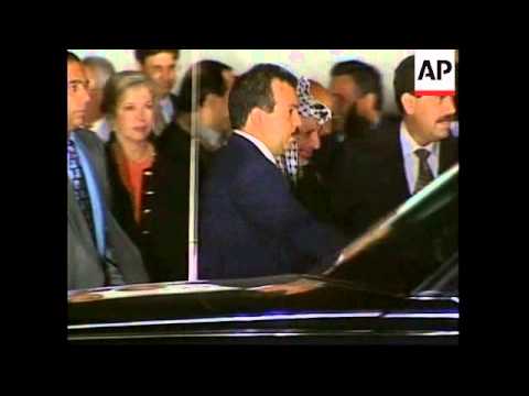 USA: ARAFAT ARRIVES FOR MID EAST PEACE PROCESS SUMMIT