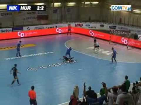 UEFA Futsal Cup: Nikars - Hurtap 4:3