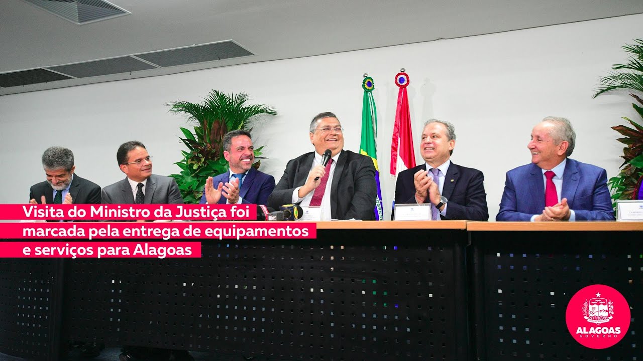 Ministro Flávio Dino entrega investimentos em Alagoas