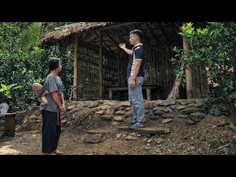 Kind-hearted guy helps 17-year-old single mother and baby renovate abandoned house