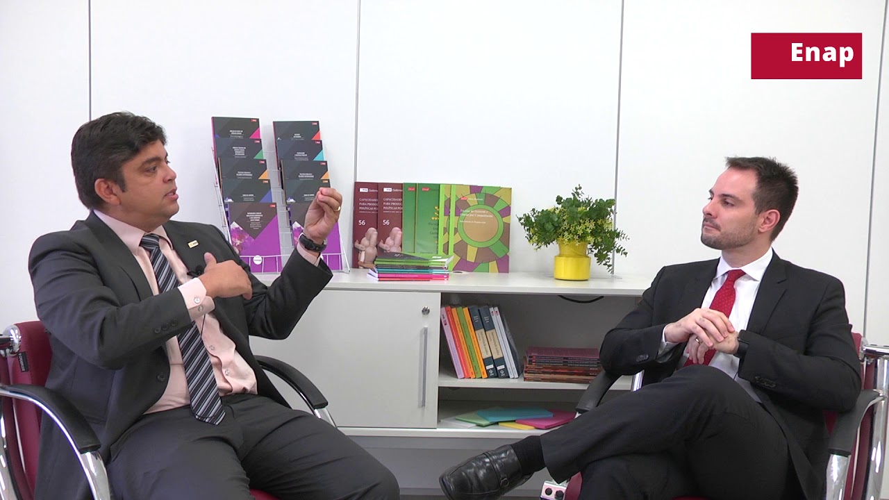 Enap Entrevista: Thiago Bergmann (TSE) e Walter Cunha (CGU) falam sobre teletrabalho