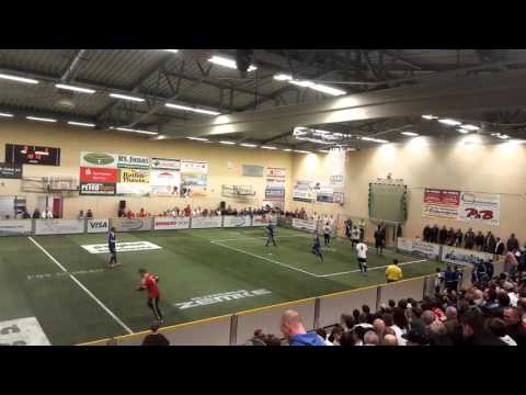 Gruppe A: FSV Bernau - SG Zepernick 5:1 (1:0)