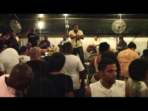 RODA DE SAMBA do NEM com a família TIA DOCA PH Registrou 1/09/2013 (6)