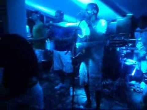 Samba da Elite no Veneza Enfica com Thiaguinho e Seu Madruga