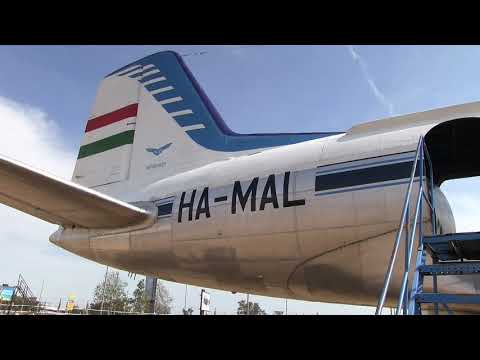 THE SIGHT & THE SOUND : Engine Run-up onboard IL-14 04 RED HA-MAL in Budapest - NO FLIGHT -
