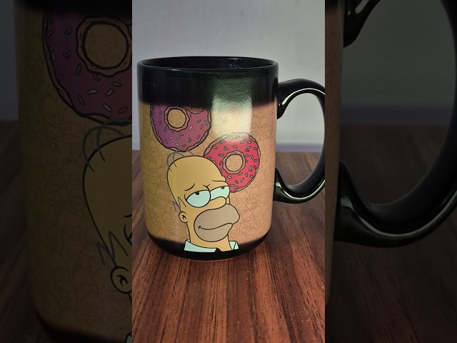 Vídeo relacionado con Stor TAZA CERAMICA 325 ML CHANGING COLOR EN CAJA REGALO SIMPSONS HOMER