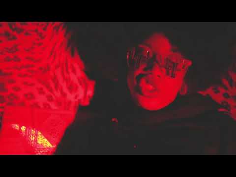 $Salbitch - Cronista do morro[Oficial Video]#TDLMUSIC