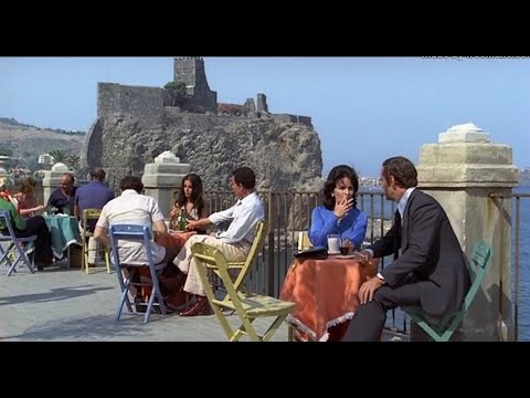 Clip 1 LA SEDUZIONE - Aci Castello