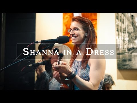 Boomerang- Shanna in a Dress (Live @ The Laughing Goat)