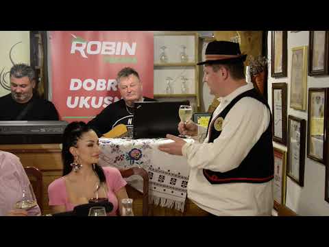 Zdravica Denisa Maksića ljepšem spolu - Kristini Mandarini