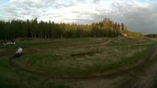 preview picture of video 'KTM 200 SX (MX) cornering'