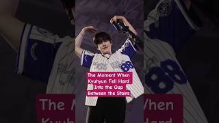Download lagu The Moment When Kyuhyun Fell Hard Into the Gap Between the Stairs 😭 mp3 Download lagu The Moment When Kyuhyun Fell Hard Into the Gap Between the Stairs 😭 mp3