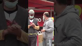 Ele só queria ajudar com um pastel | Mendigo Ostentação