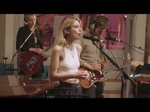 Wolf Alice - The Last Man On Earth (Live - The Pool Sessions)