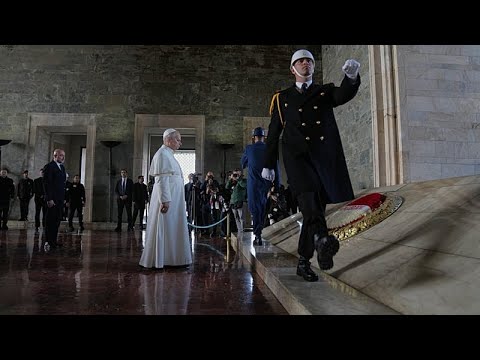 Papst Leo XIV. ehrt Atatürk auf erster Auslandsreise in der Türkei